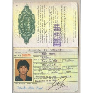 Ancien Passeport REPUBLIQUE COLOMBIE Homme Année 1970 2