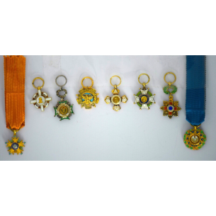 AMERIQUE CENTRALE LOT 8 Miniatures, MEXIQUE, NICARAGUA,...